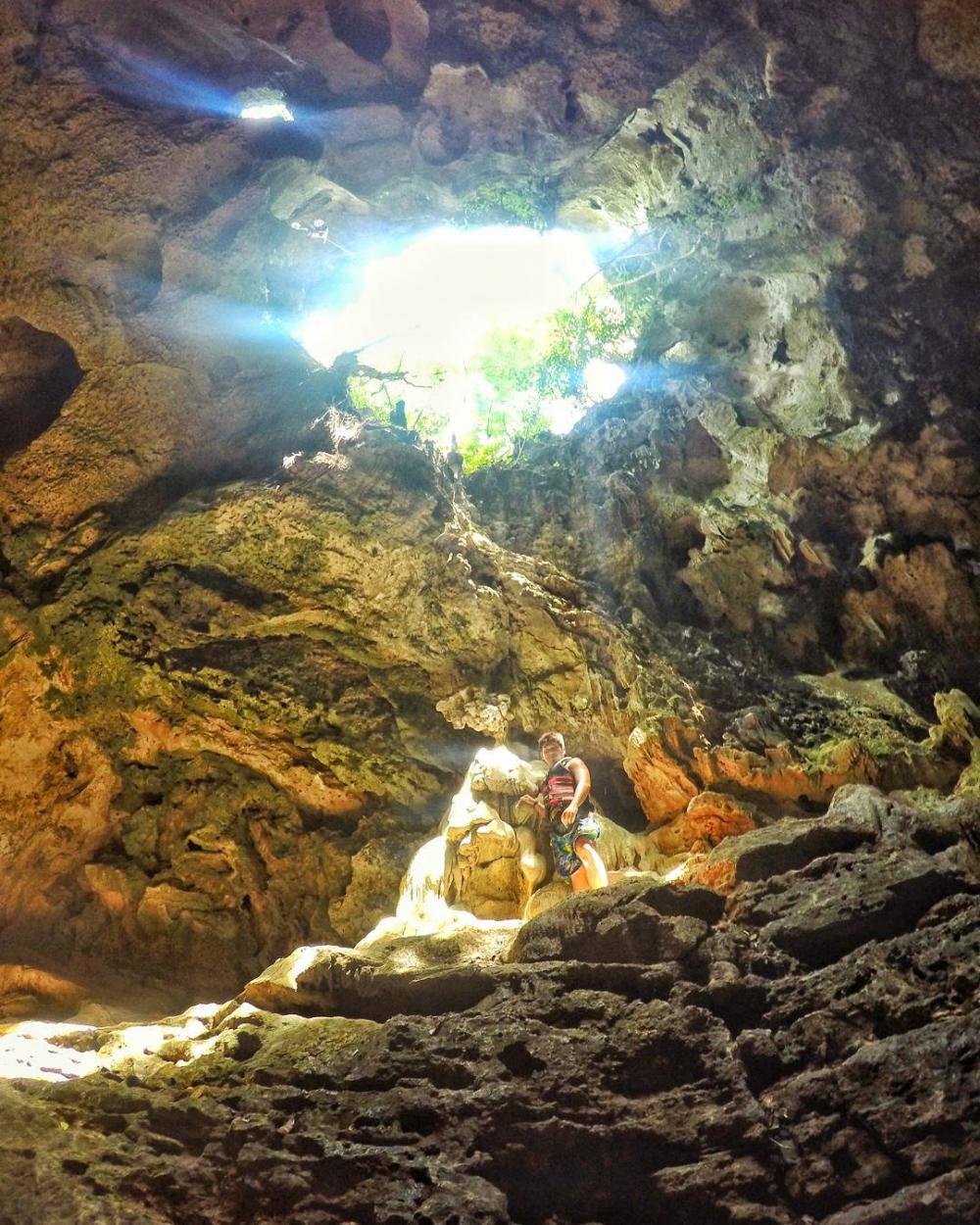 Amazing Pindul Cave Tubing