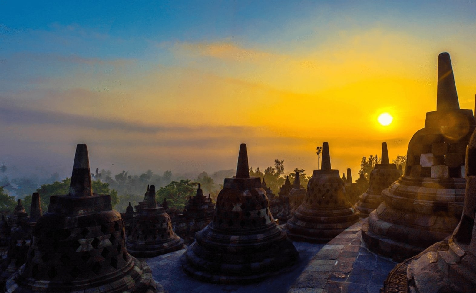 Sunrise Borobudur & Prambanan Temple